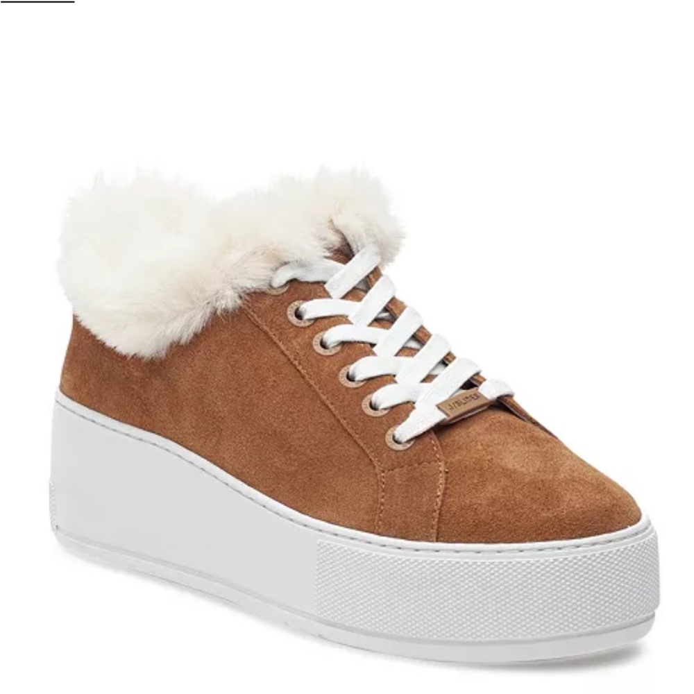 J/Slides
Women's Mellia Lace Up Sneakers.